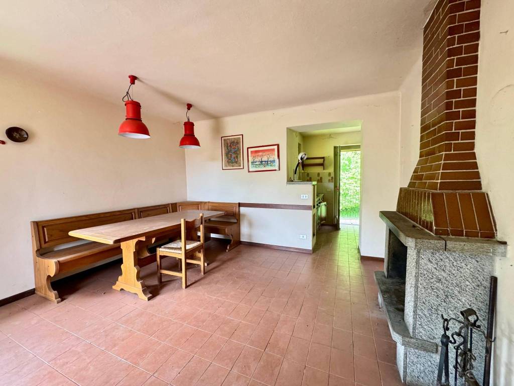 appartamento in vendita a Brissago-Valtravaglia