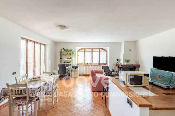 casa indipendente in vendita a Brissago-Valtravaglia in zona Roggiano