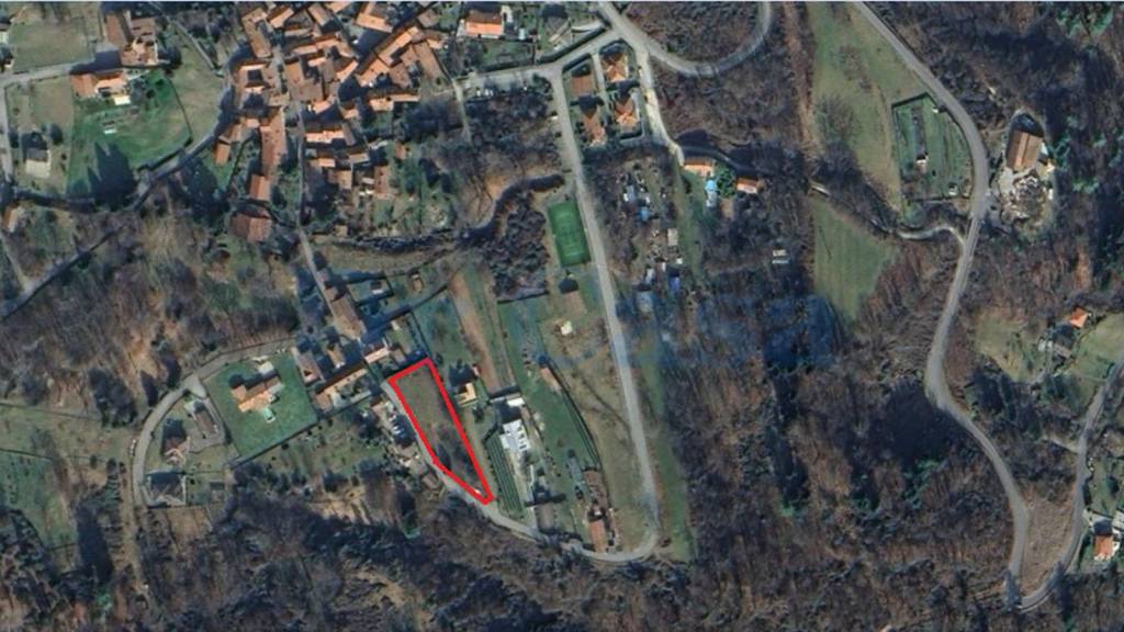 terreno edificabile in vendita a Brissago-Valtravaglia