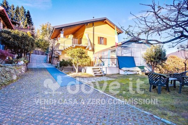 casa indipendente in vendita a Brissago-Valtravaglia
