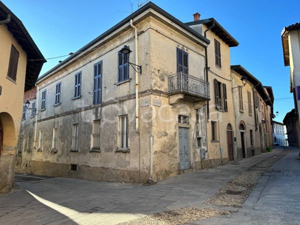 casa indipendente in vendita a Brunello