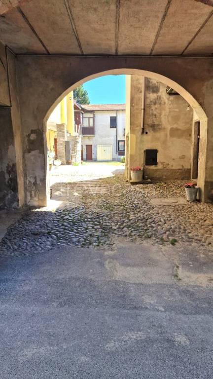 appartamento in vendita a Brunello