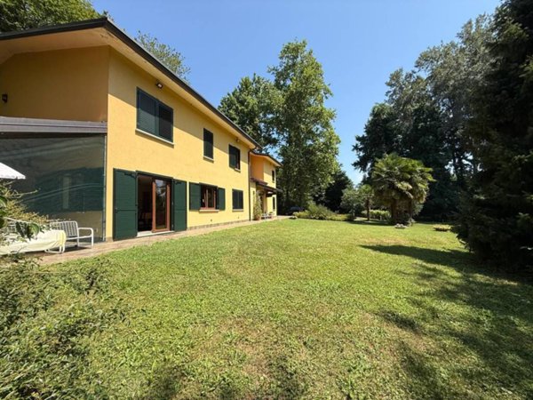 casa indipendente in vendita a Brunello