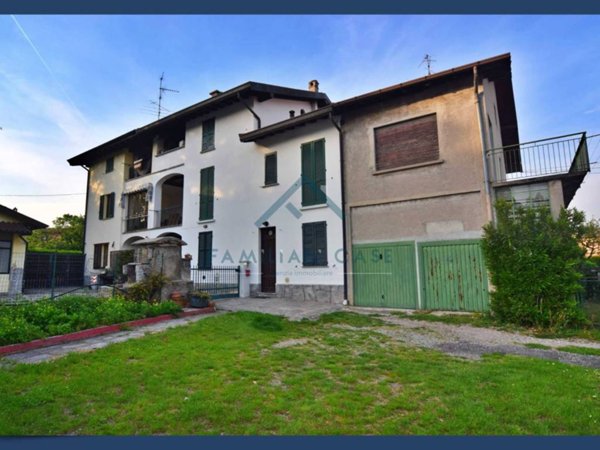 casa indipendente in vendita a Brunello