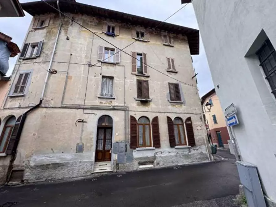 appartamento in vendita a Brusimpiano
