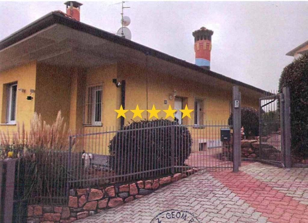 appartamento in vendita a Brusimpiano