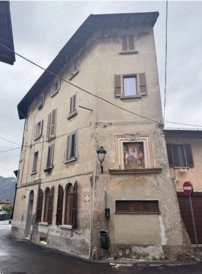 appartamento in vendita a Brusimpiano