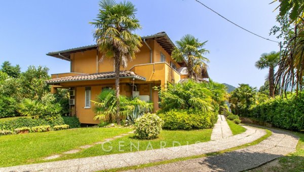 appartamento in vendita a Brusimpiano