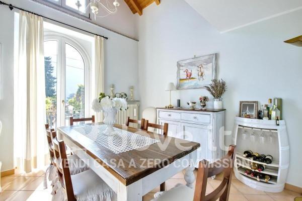 casa indipendente in vendita a Brusimpiano