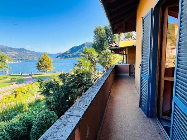 appartamento in vendita a Brusimpiano