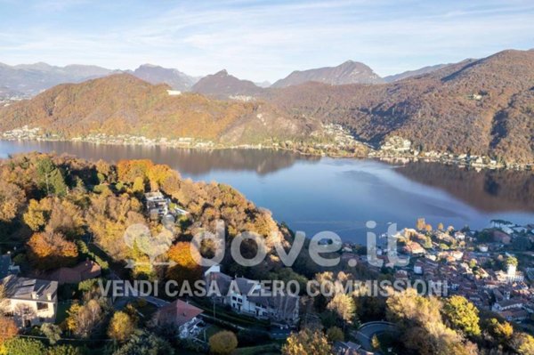casa indipendente in vendita a Brusimpiano