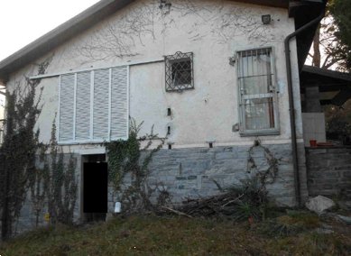 casa indipendente in vendita a Brusimpiano