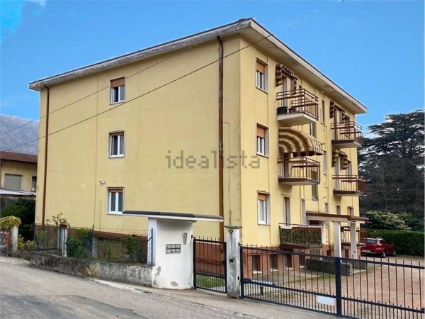 appartamento in vendita a Brusimpiano in zona Brusimpiccolo