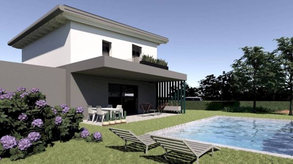 casa indipendente in vendita a Buguggiate