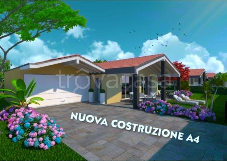 casa indipendente in vendita a Buguggiate