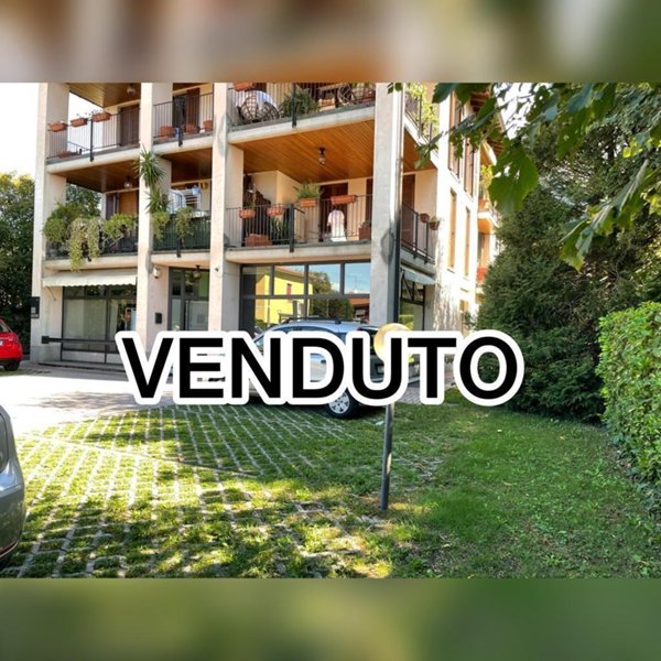 appartamento in vendita a Buguggiate