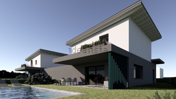 casa indipendente in vendita a Buguggiate