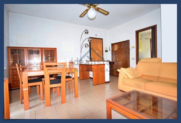 appartamento in vendita a Buguggiate