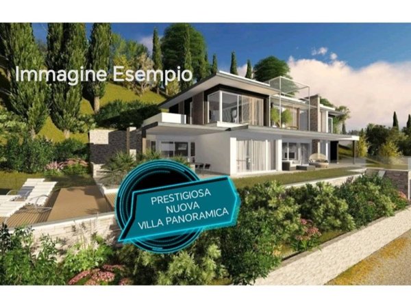 casa indipendente in vendita a Buguggiate