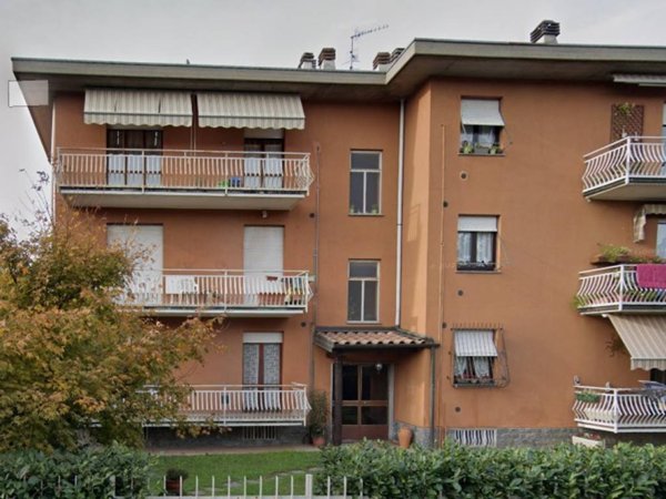appartamento in vendita a Buguggiate