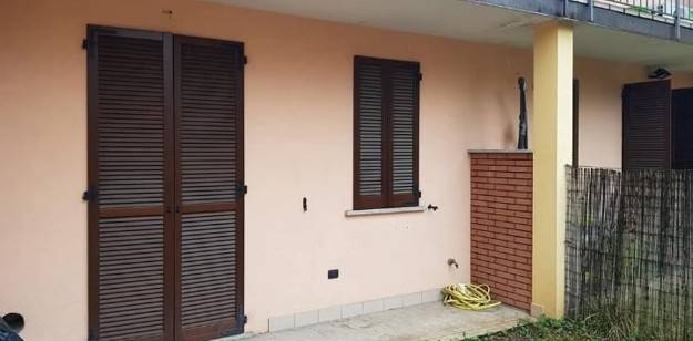 appartamento in vendita a Buguggiate