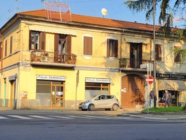 negozio in vendita a Busto Arsizio