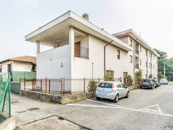 negozio in vendita a Busto Arsizio
