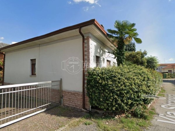appartamento in vendita a Busto Arsizio in zona Borsano