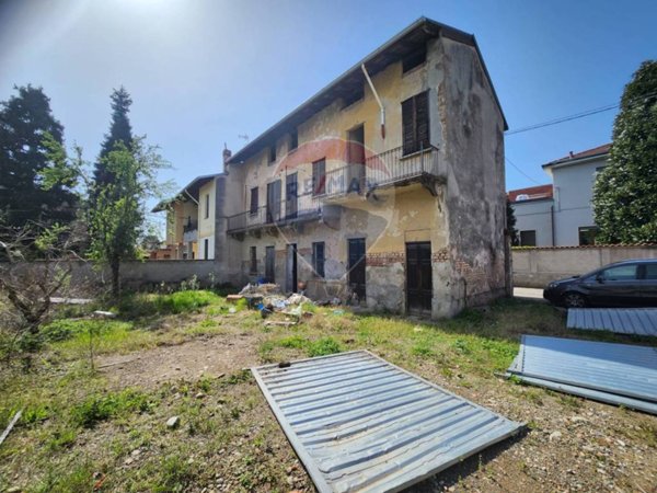 casa indipendente in vendita a Busto Arsizio