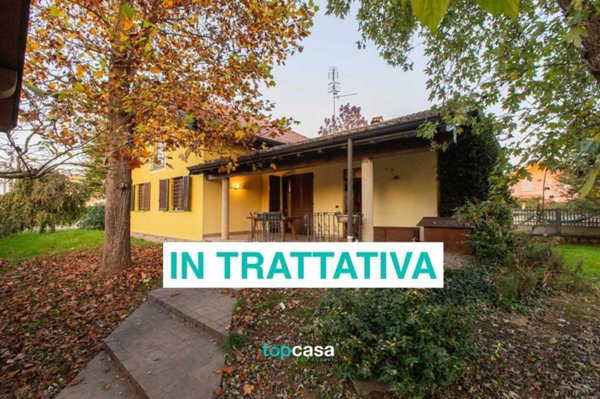 casa indipendente in vendita a Busto Arsizio