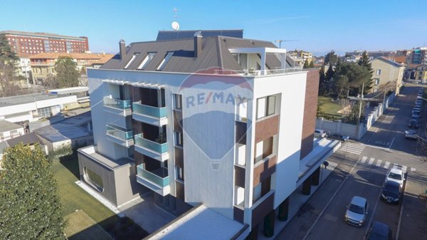 ufficio in vendita a Busto Arsizio