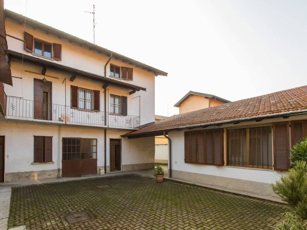 appartamento in vendita a Busto Arsizio