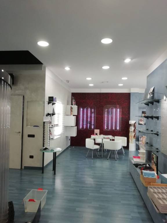 negozio in vendita a Busto Arsizio