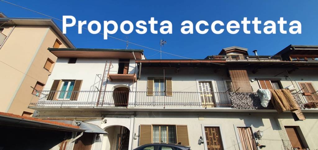 casa indipendente in vendita a Busto Arsizio