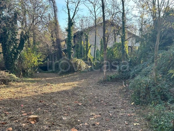 terreno edificabile in vendita a Busto Arsizio in zona Borsano