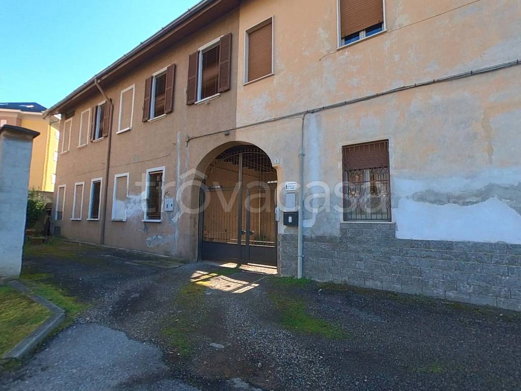 casa indipendente in vendita a Busto Arsizio