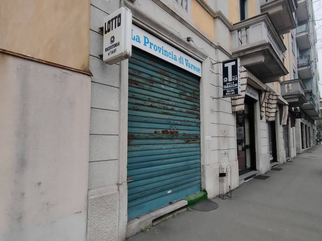 negozio in vendita a Busto Arsizio