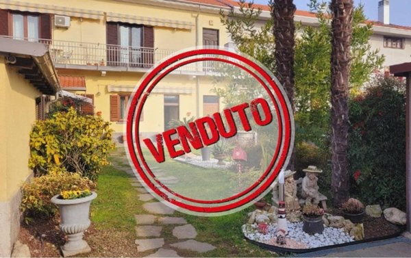 casa indipendente in vendita a Busto Arsizio