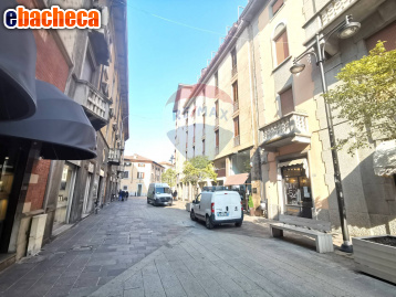 negozio in vendita a Busto Arsizio