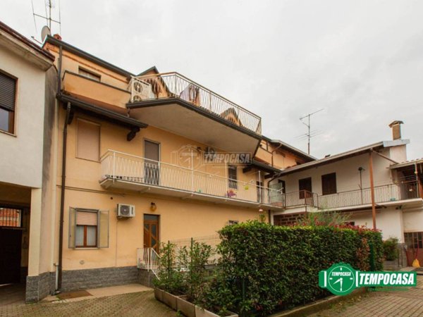 appartamento in vendita a Busto Arsizio in zona Borsano