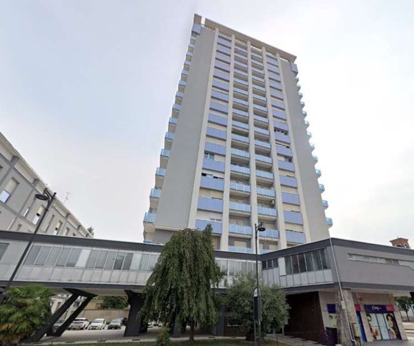 ufficio in vendita a Busto Arsizio