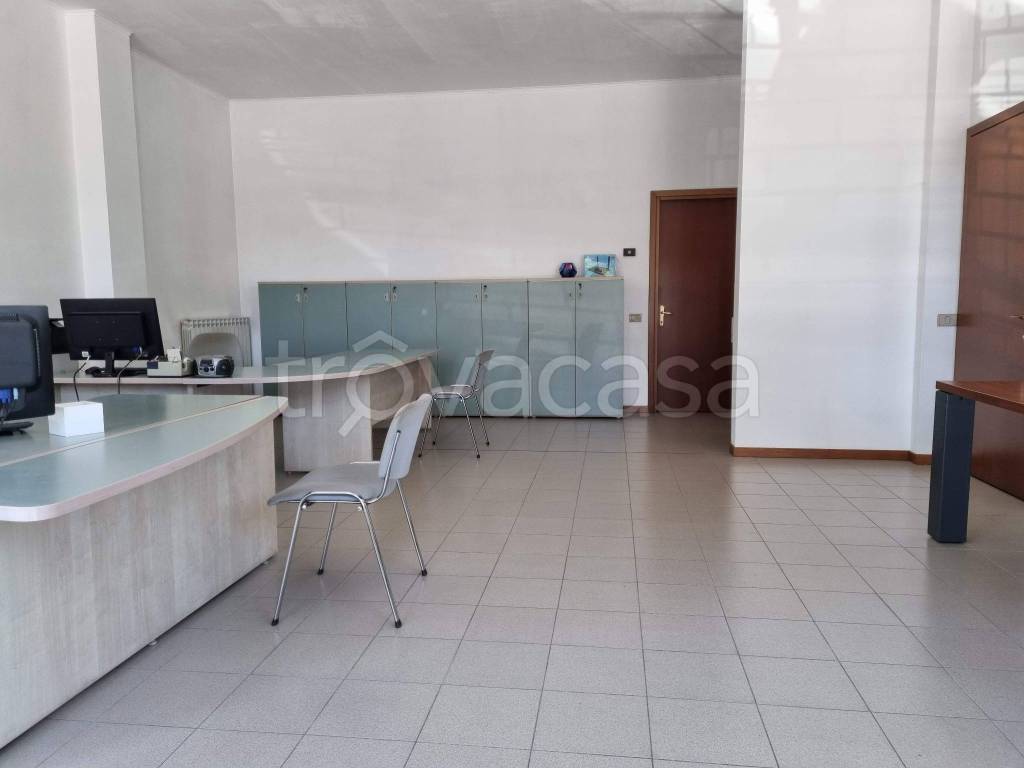negozio in vendita a Busto Arsizio