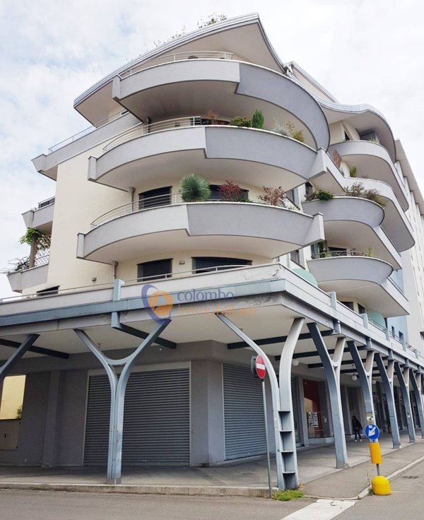 negozio in vendita a Busto Arsizio