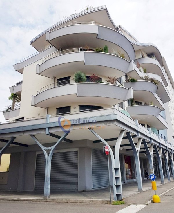 negozio in vendita a Busto Arsizio