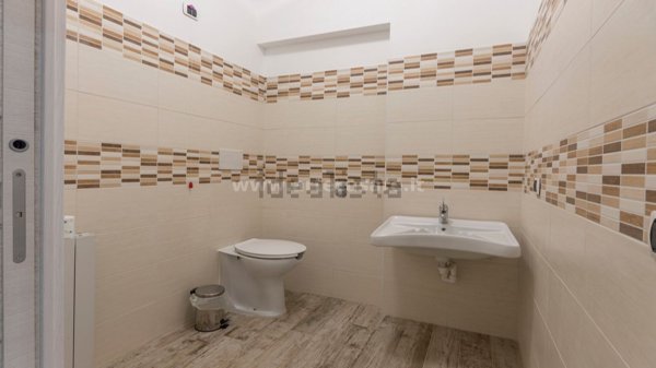 negozio in vendita a Busto Arsizio