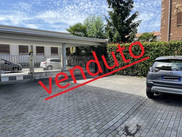 negozio in vendita a Busto Arsizio