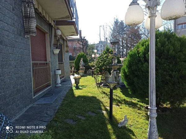 casa indipendente in vendita a Busto Arsizio