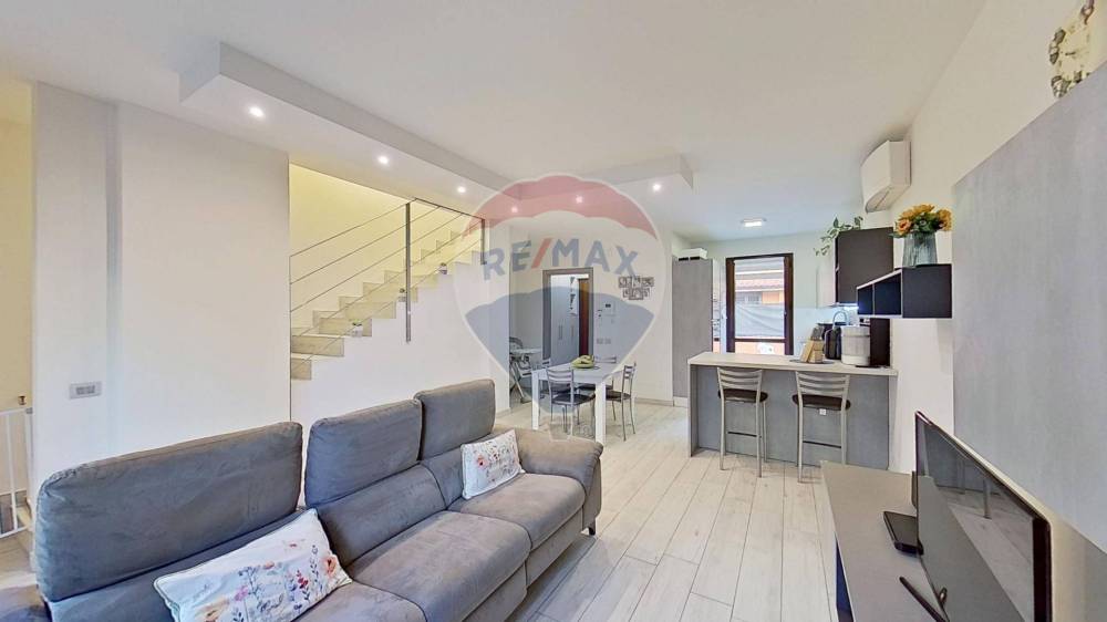 casa indipendente in vendita a Busto Arsizio