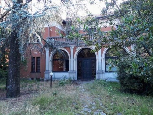 casa indipendente in vendita a Busto Arsizio