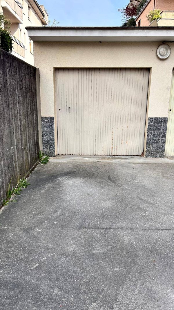 casa indipendente in vendita a Busto Arsizio